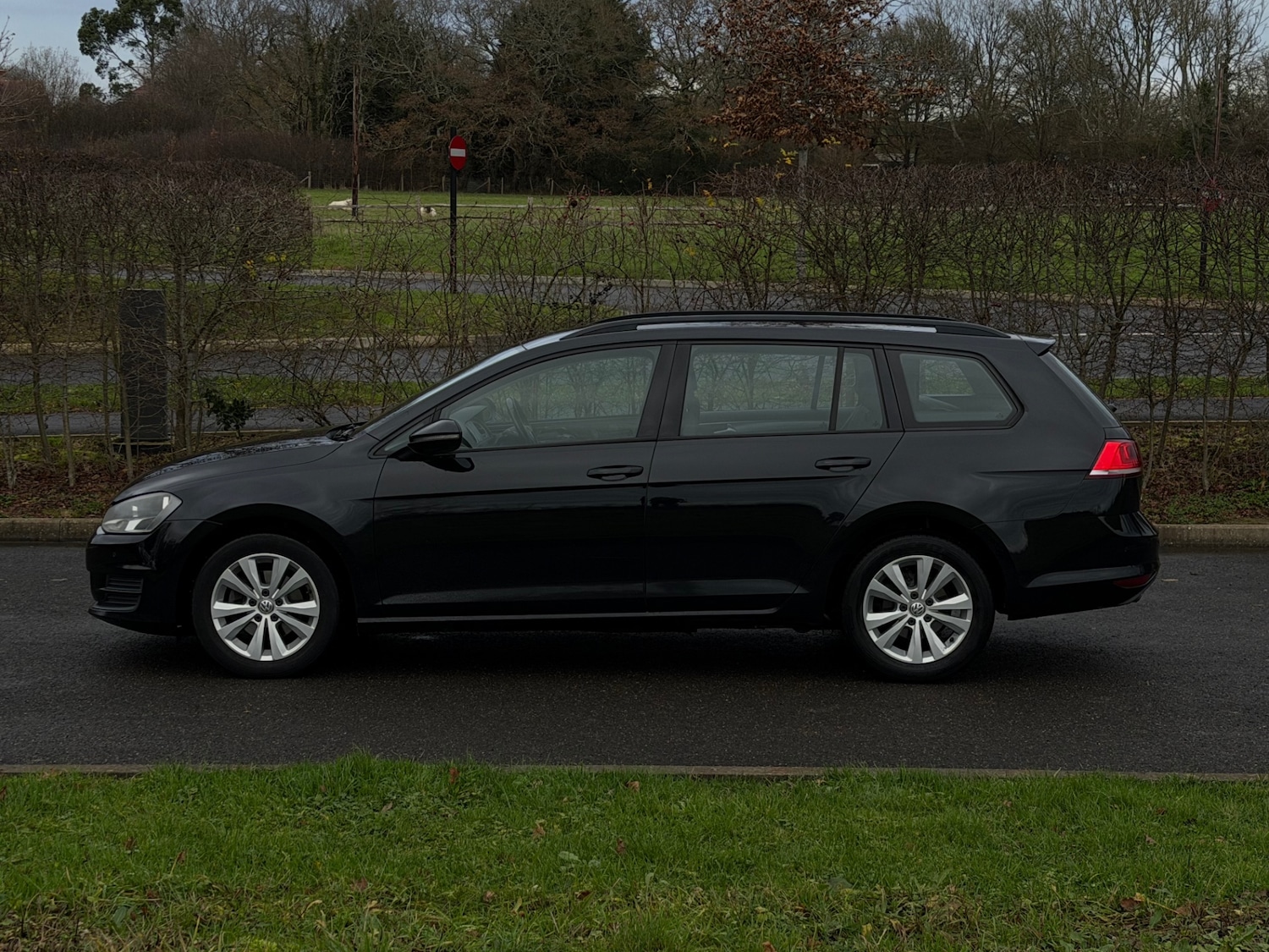 Used Volkswagen Golf 2014 for sale - 76878030: Photo 4