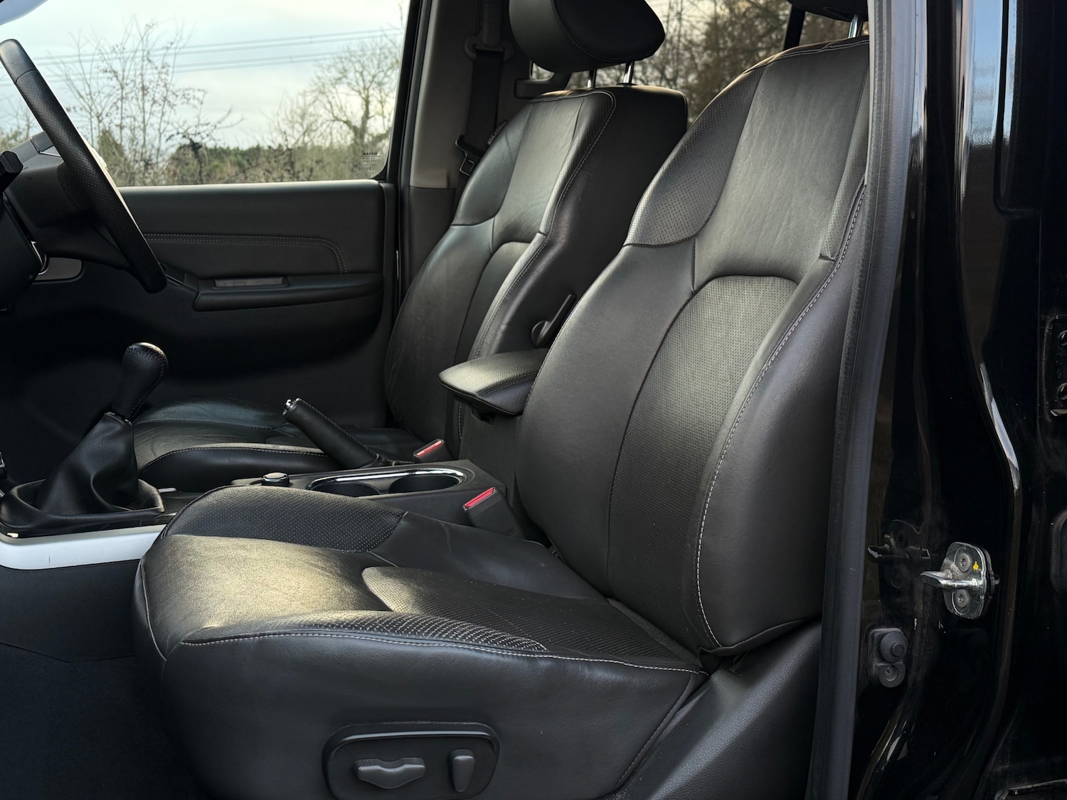 Used Nissan Pathfinder 2012 for sale - 77019016: Photo 18