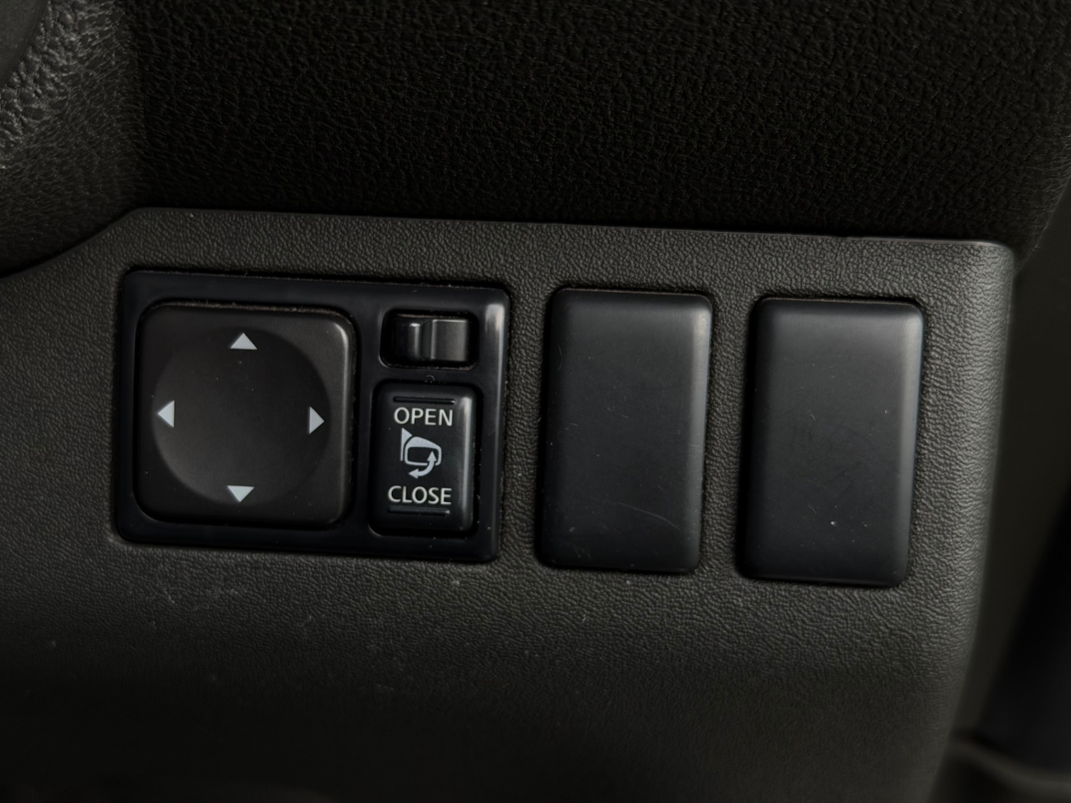 Used Nissan Pathfinder 2012 for sale - 77019016: Photo 36