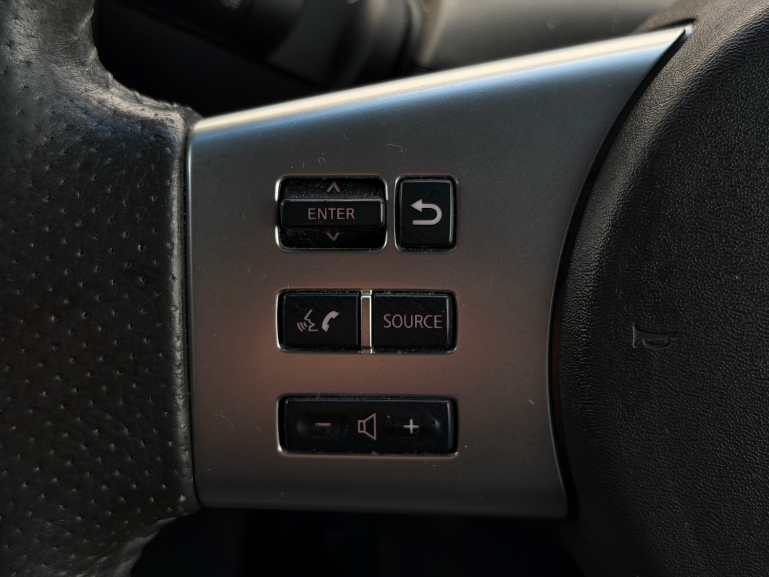 Used Nissan Pathfinder 2012 for sale - 77019016: Photo 42