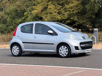 Used Peugeot 107 2011 for sale - 79474044: Photo