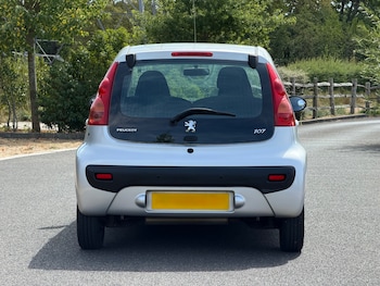 Used Peugeot 107 2011 for sale - 79474044: Photo