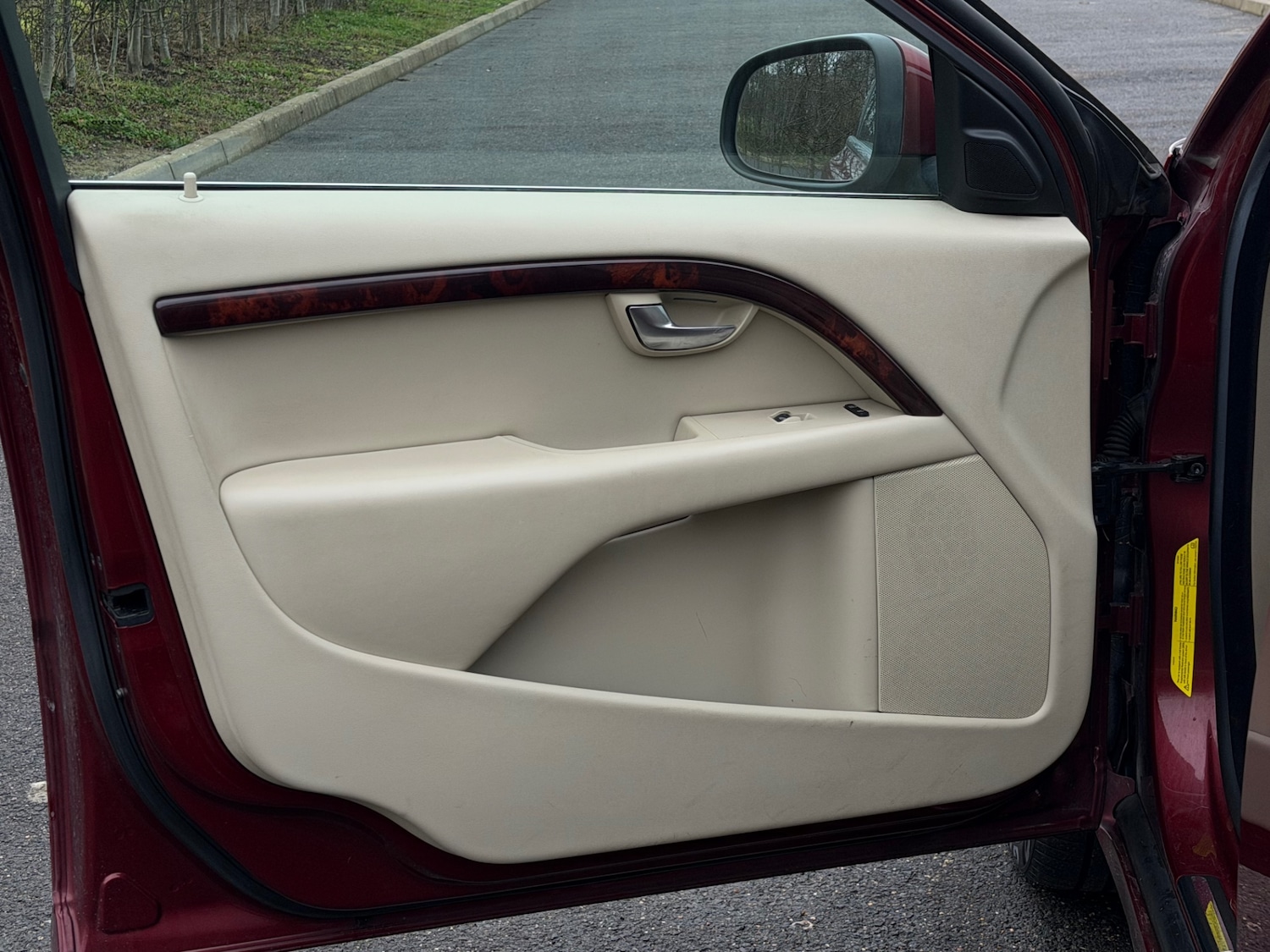 Used Volvo V70 2008 for sale - 77323470: Photo 16