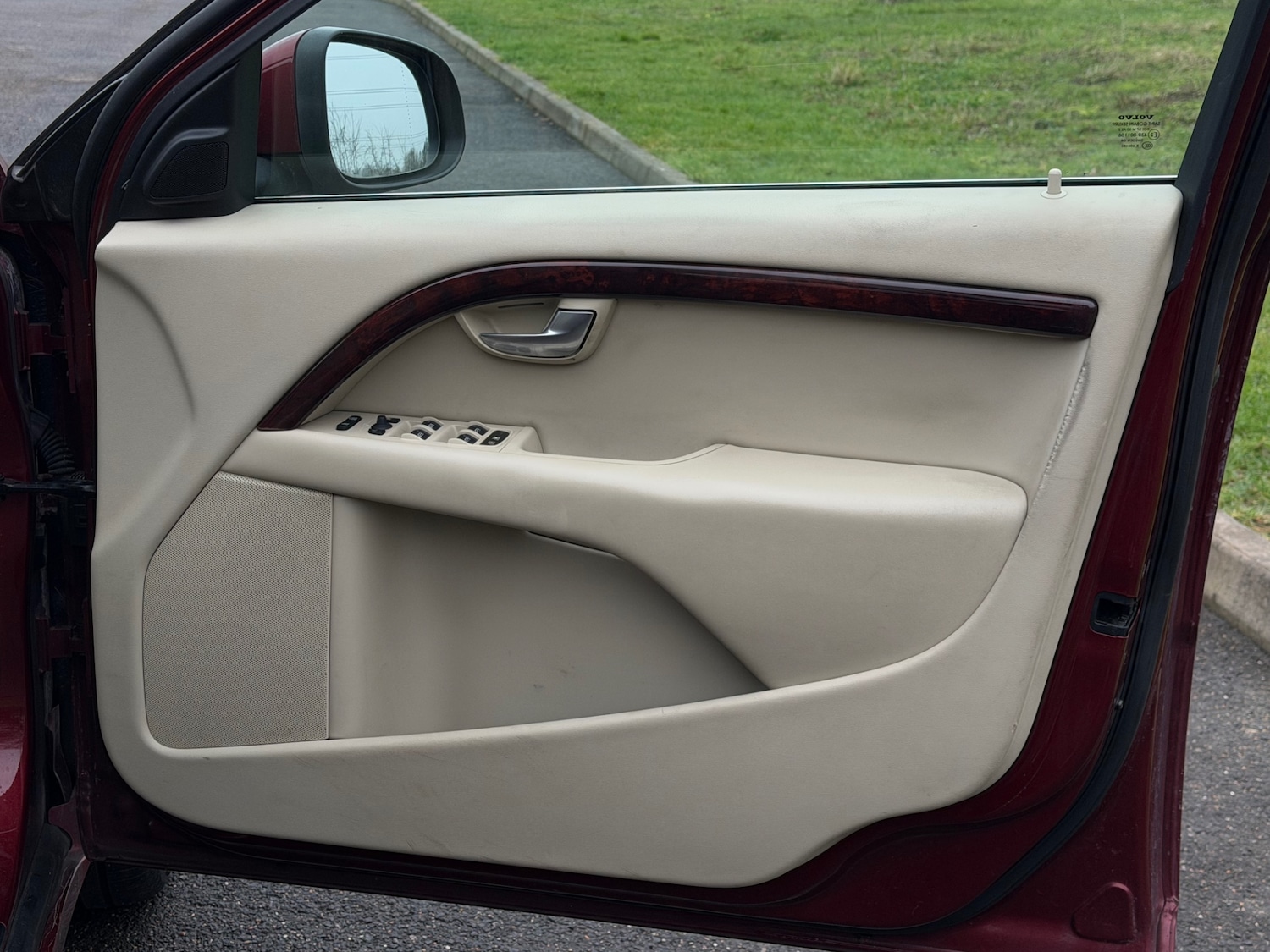 Used Volvo V70 2008 for sale - 77323470: Photo 18