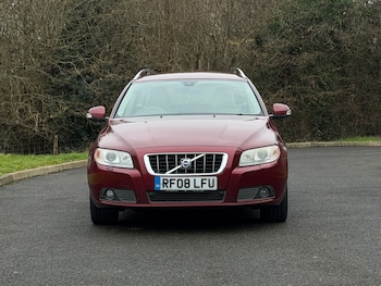 Used Volvo V70 2008 for sale - 77323470: Photo