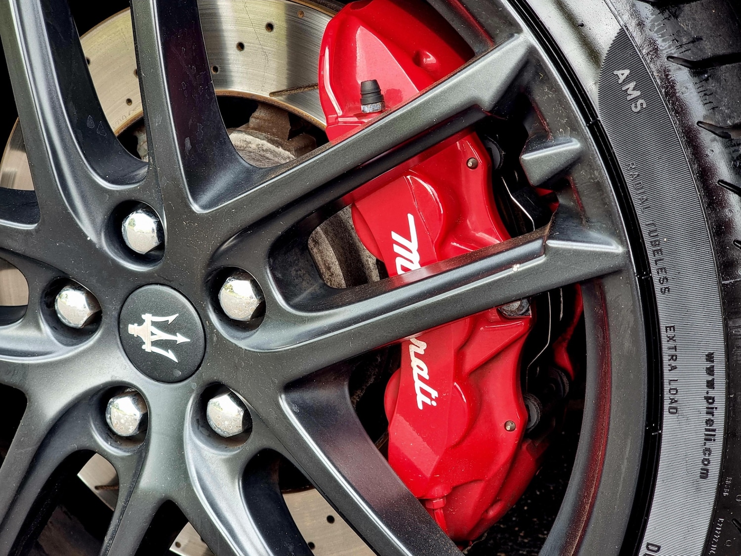 Used Maserati Granturismo 2015 for sale - 77189570: Photo 40