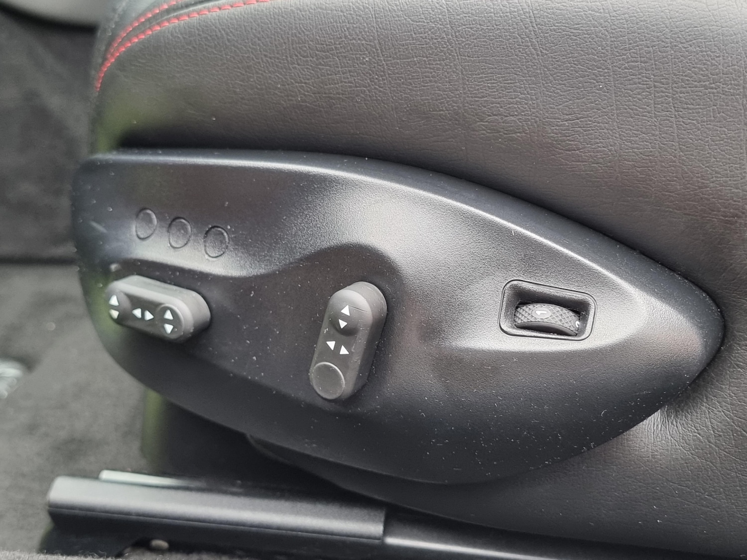 Used Maserati Granturismo 2015 for sale - 77189570: Photo 59