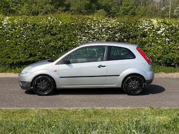 Used Ford Fiesta 2003 for sale - 78456327: Photo