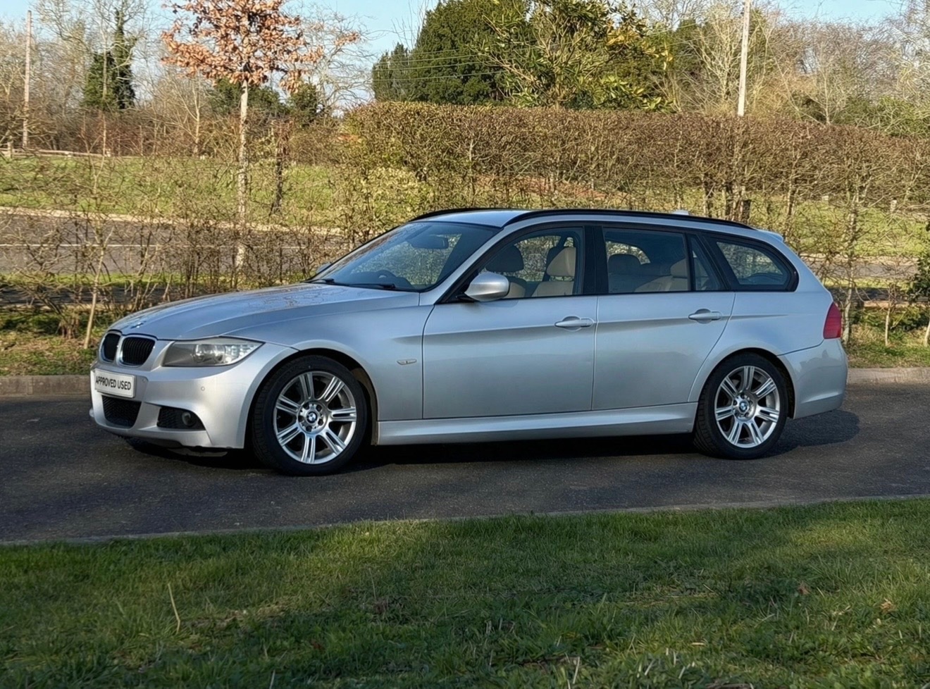 Used BMW 3 Series 2011 for sale - 77745701: Photo 3
