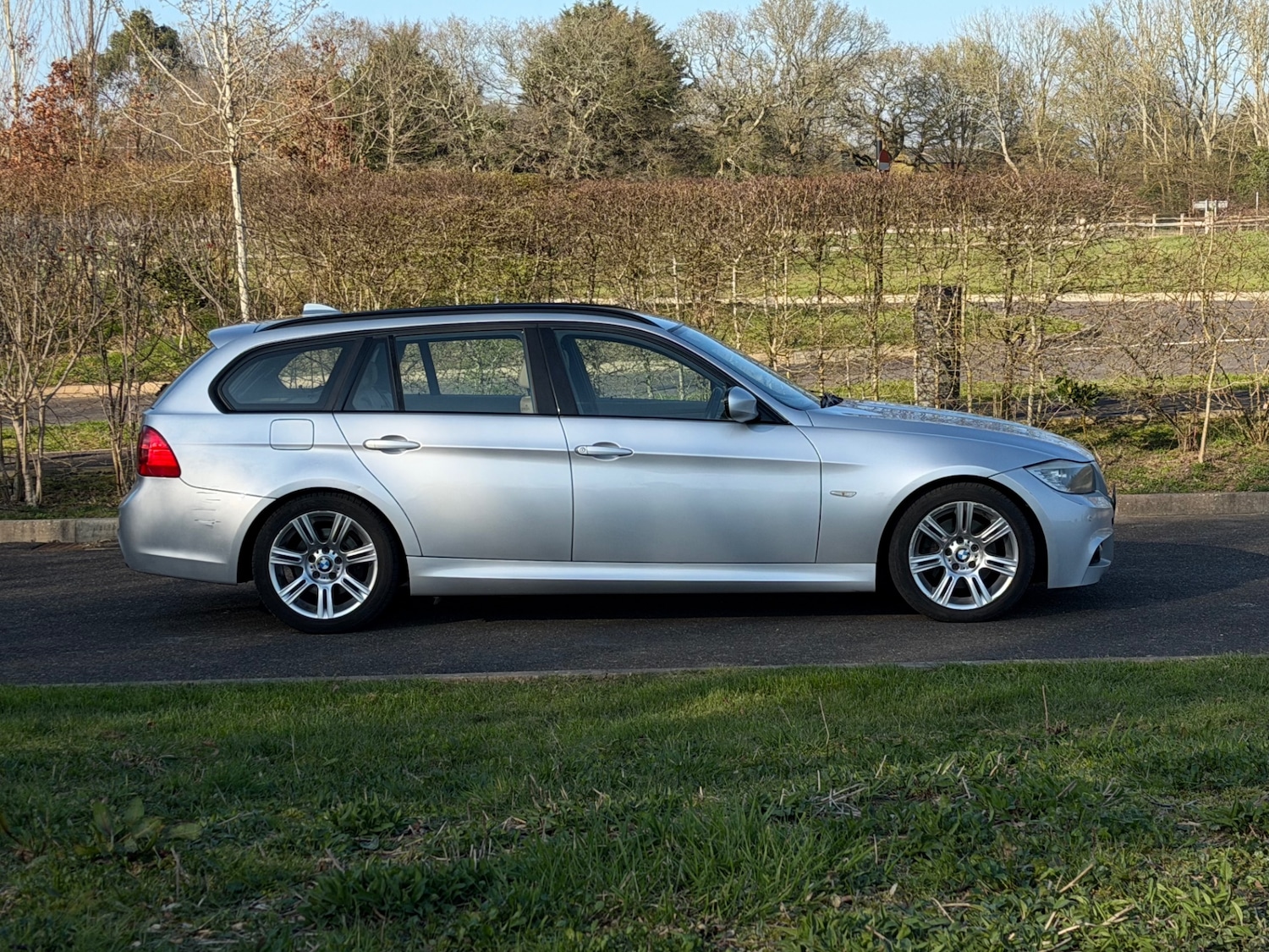 Used BMW 3 Series 2011 for sale - 77745701: Photo 8