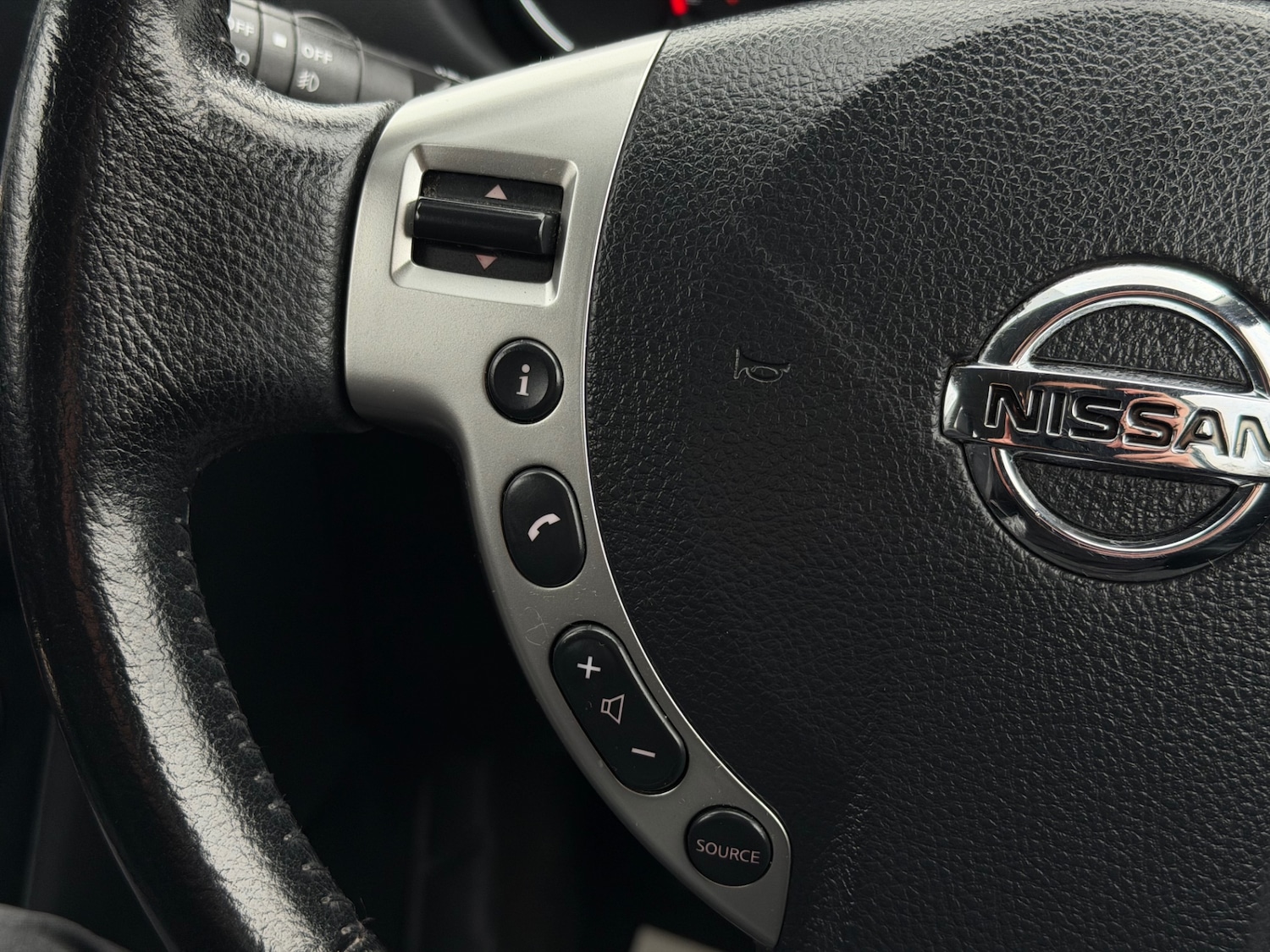 Used Nissan Qashqai+2 2013 for sale - 76836640: Photo 32