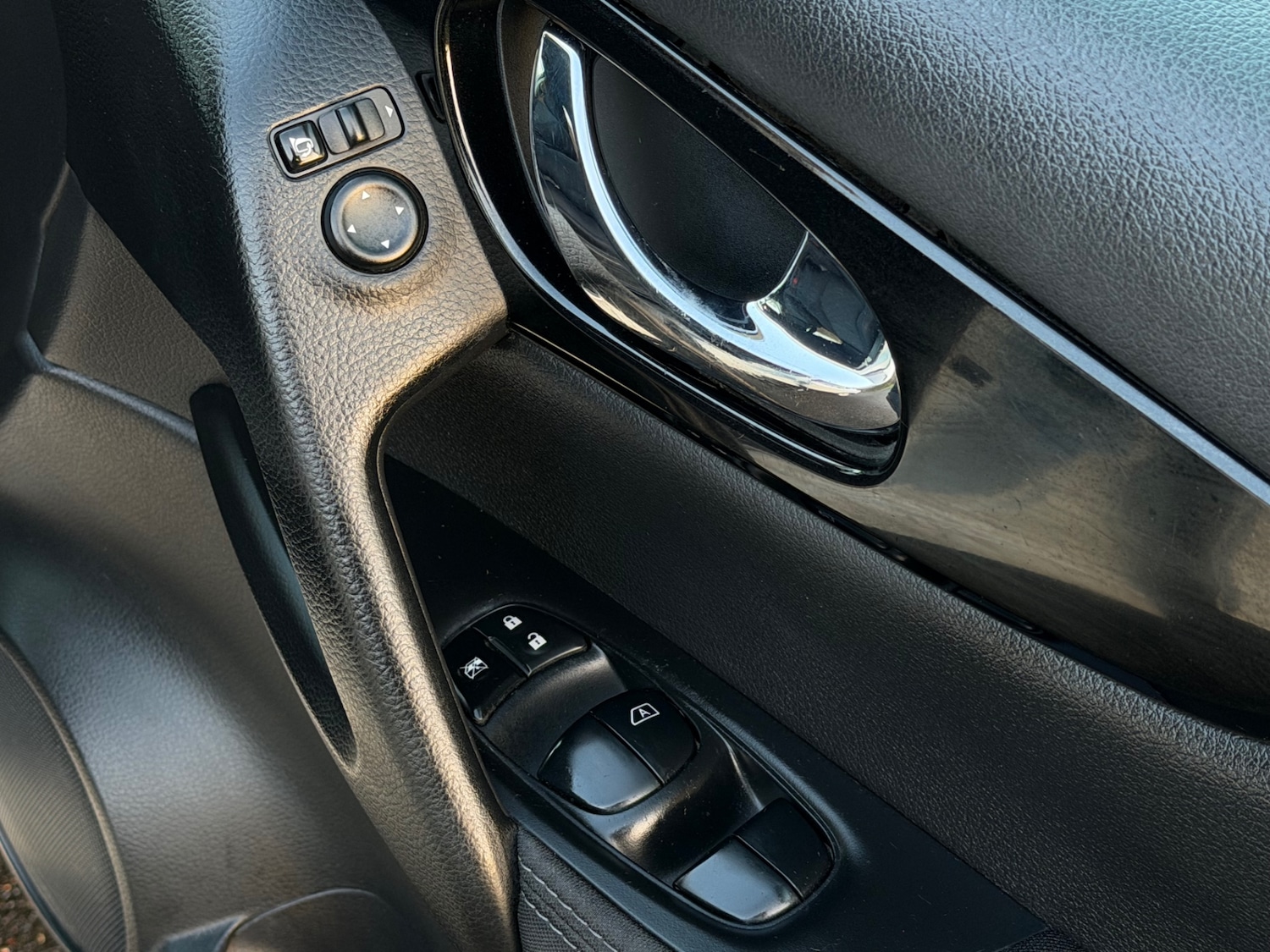 Used Nissan Qashqai 2015 for sale - 76898185: Photo 15