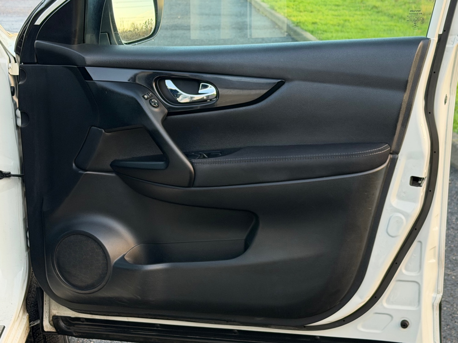 Used Nissan Qashqai 2015 for sale - 76898185: Photo 33