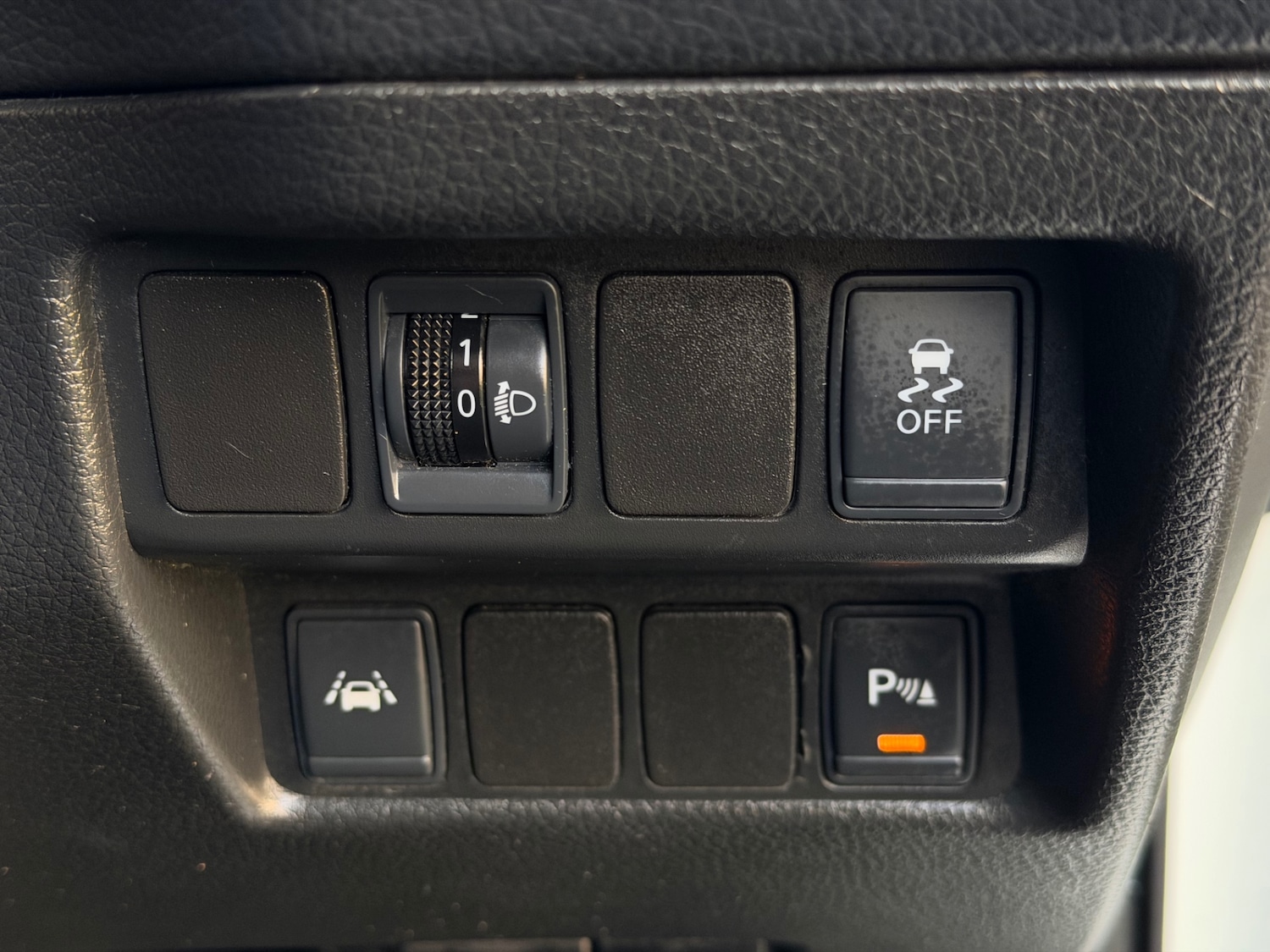 Used Nissan Qashqai 2015 for sale - 76898185: Photo 35