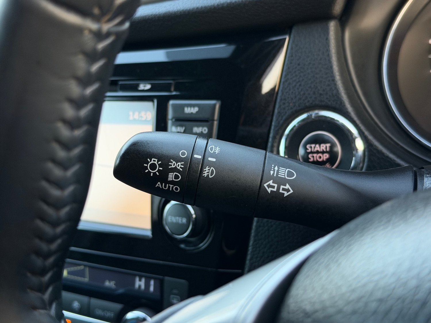 Used Nissan Qashqai 2015 for sale - 76898185: Photo 38