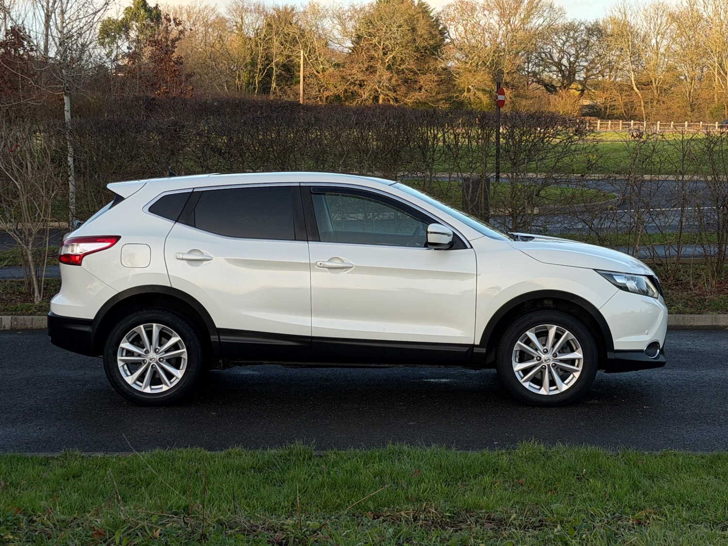 Used Nissan Qashqai 2015 for sale - 76898185: Photo 8