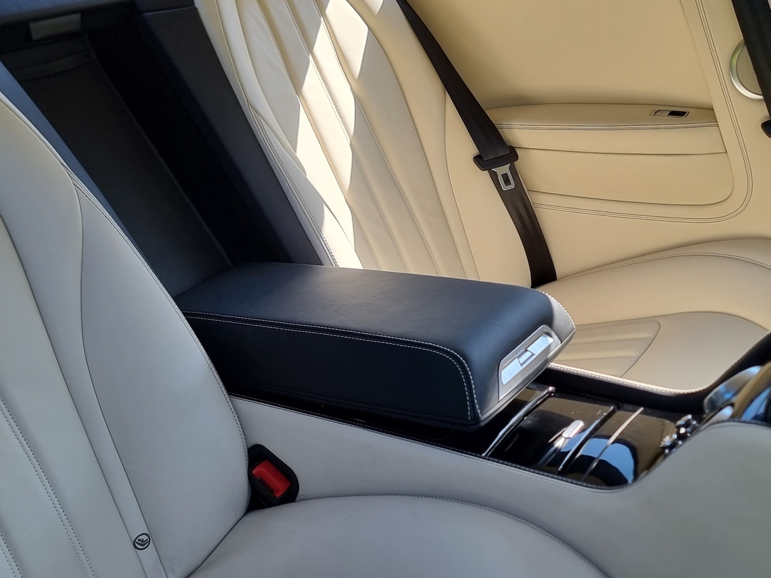 Used Bentley Continental 2012 for sale - 76625324: Photo 18