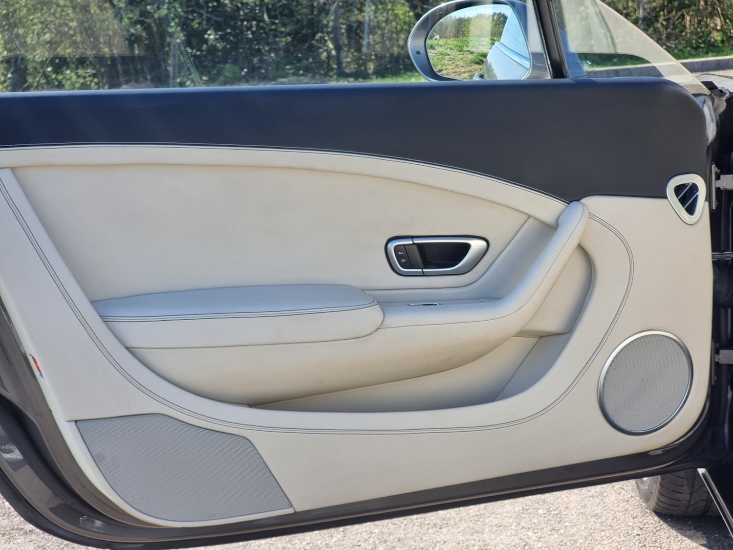 Used Bentley Continental 2012 for sale - 76625324: Photo 25