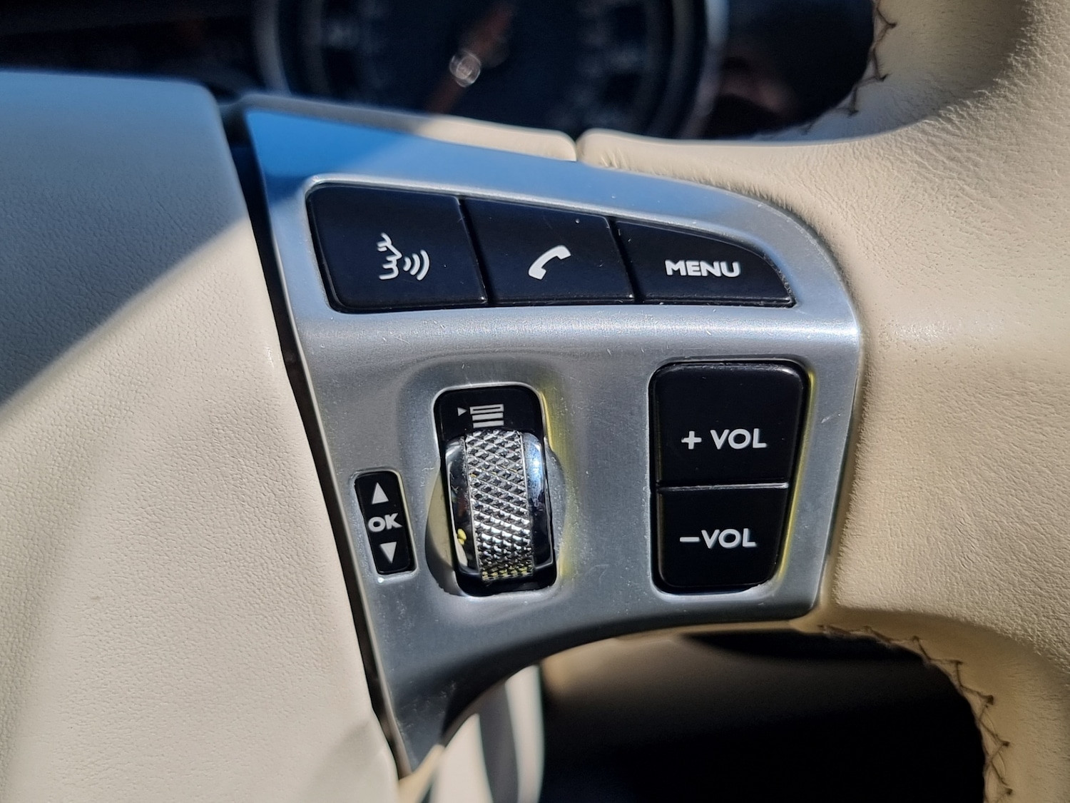 Used Bentley Continental 2012 for sale - 76625324: Photo 43