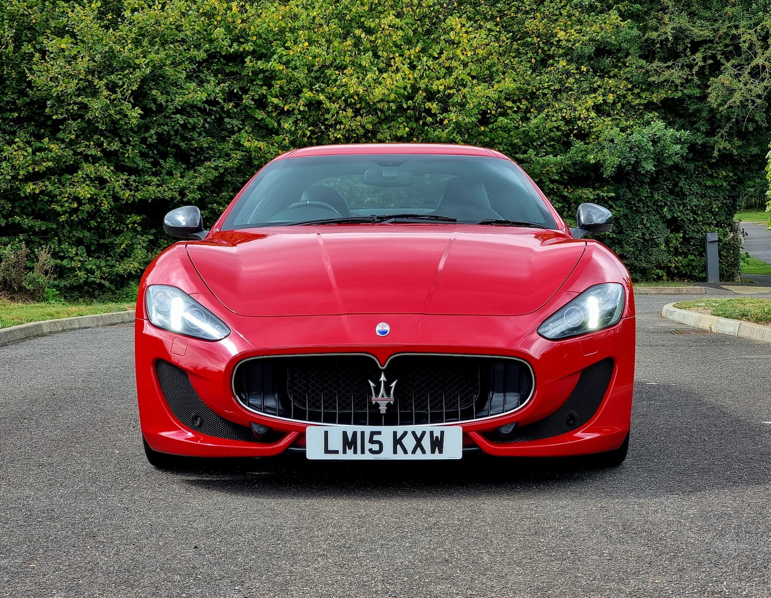 Used Maserati Granturismo 2015 for sale - 76612216: Photo 2