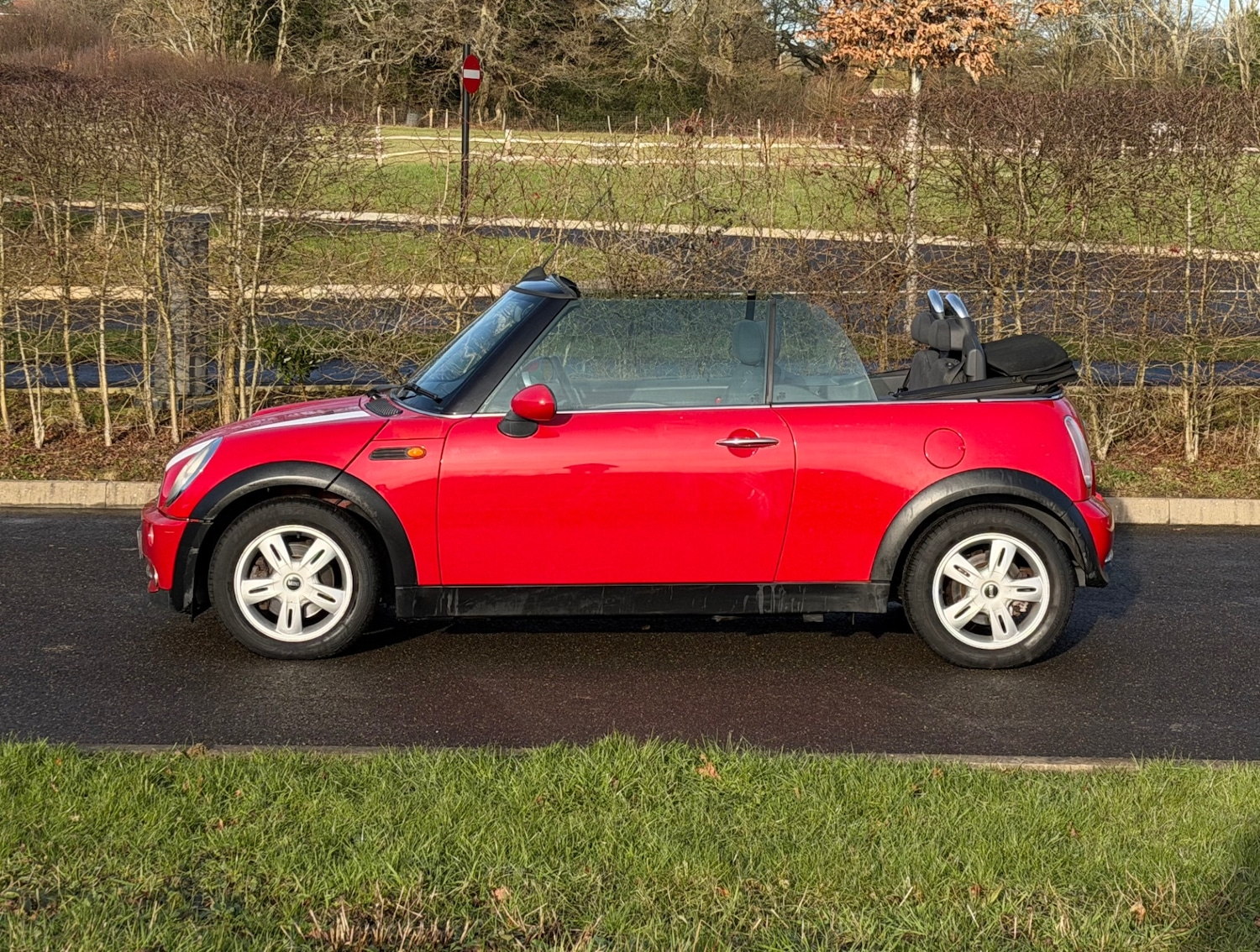 Used MINI Convertible 2007 for sale - 77125767: Photo 12