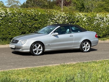 Used Mercedes-Benz CLK 2004 for sale - 79544444: Photo