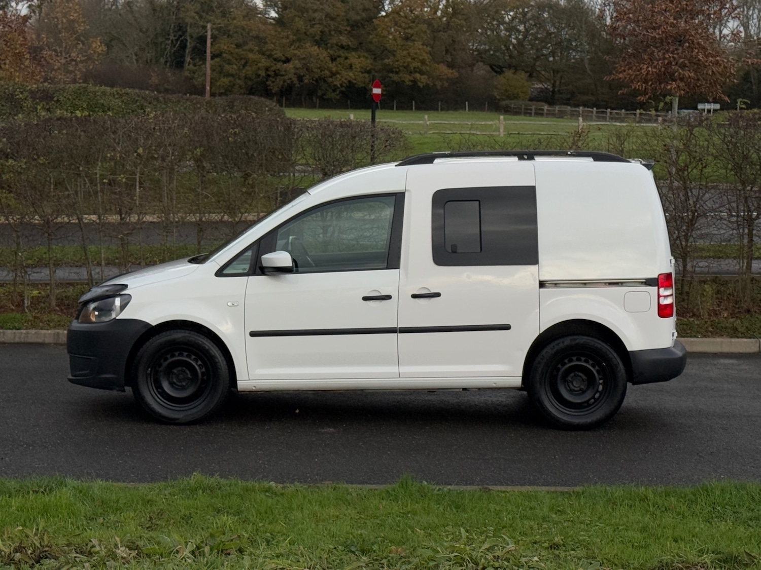 Used Volkswagen Caddy 2013 for sale - 76670956: Photo 4