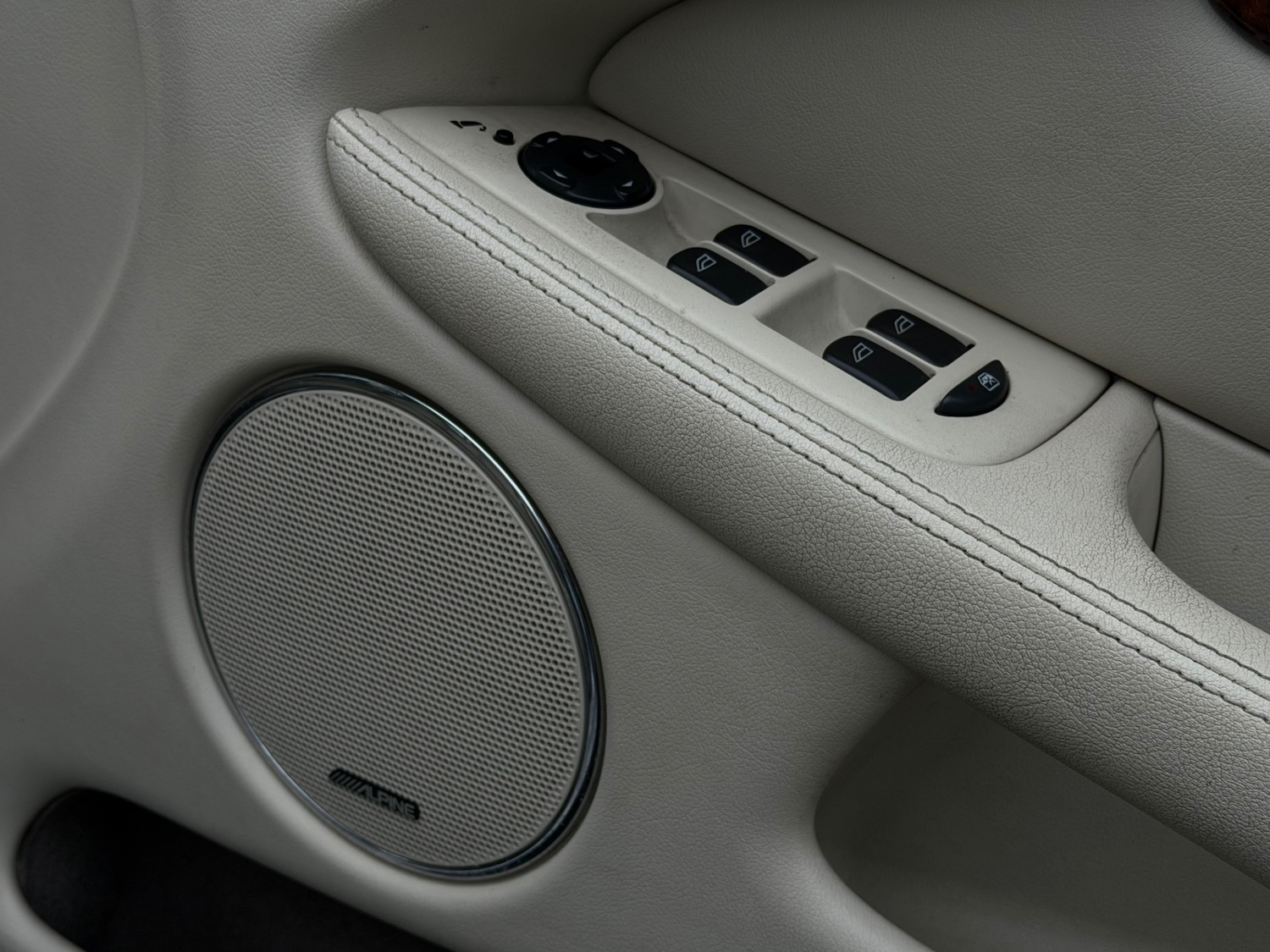 Used Jaguar X-Type 2009 for sale - 77033394: Photo 15