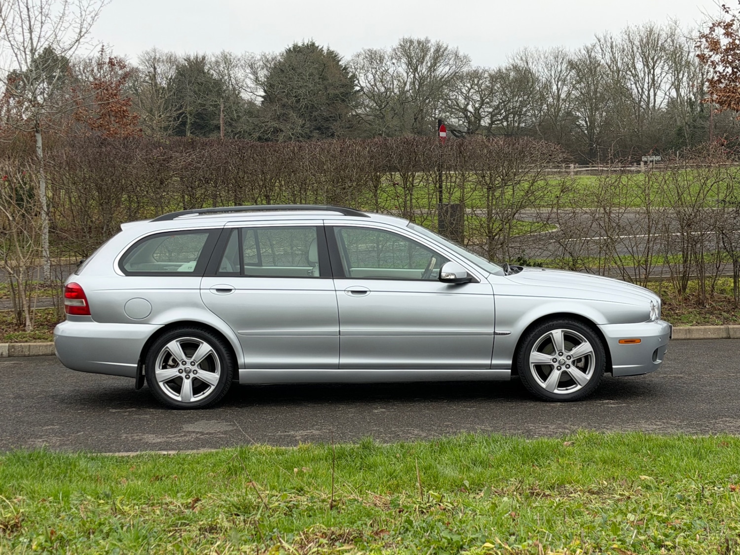 Used Jaguar X-Type 2009 for sale - 77033394: Photo 8