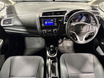 Used Honda Jazz 2018 for sale - 79211781: Photo