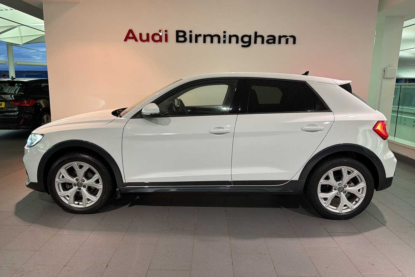 Used Audi A1 2019 for sale - 77177489: Photo 4