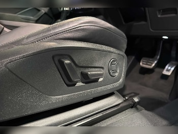 Used Audi Q3 2020 for sale - 76350500: Photo