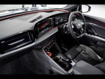 Used Audi Q5 2025 for sale - 74022033: Photo
