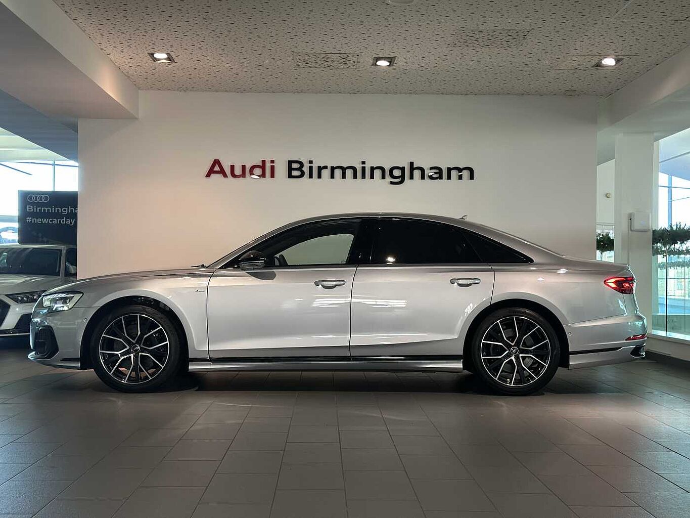 Used Audi A8 2025 for sale - 77132737: Photo 4