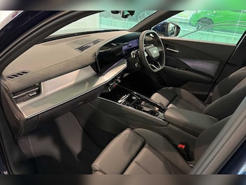 Used Audi Q3 2025 for sale - 76434298: Photo