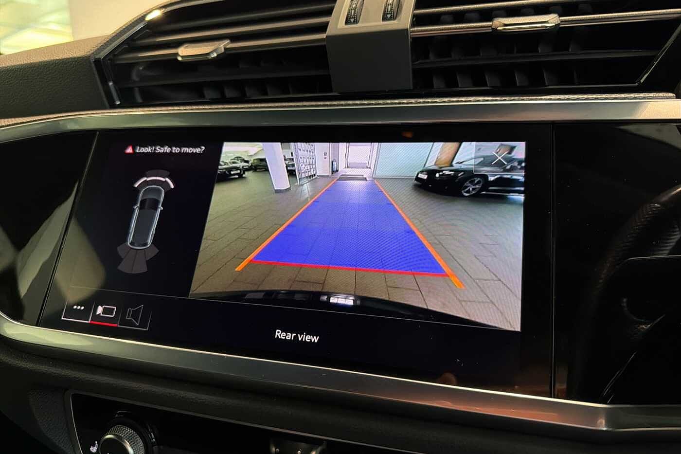 Used Audi Q3 2022 for sale - 76338458: Photo 14