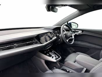 Used Audi Q4 e-tron 2024 for sale - 79603210: Photo