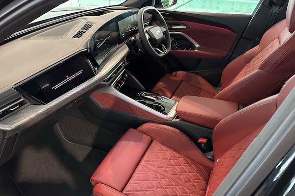 Used Audi Q5 2025 for sale - 75432391: Photo 2