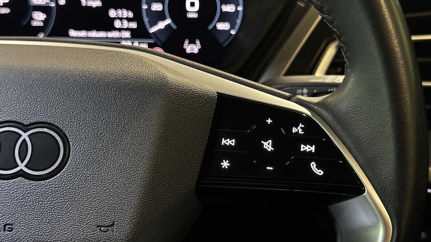 Used Audi Q4 e-tron 2024 for sale - 76338429: Photo 15