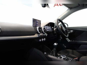 Used Audi Q2 2022 for sale - 76248507: Photo 2