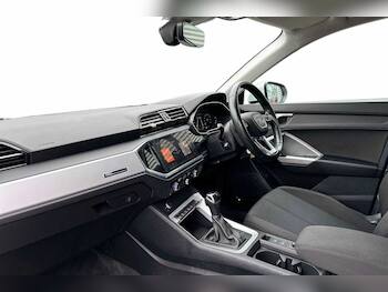 Used Audi Q3 2023 for sale - 79566668: Photo