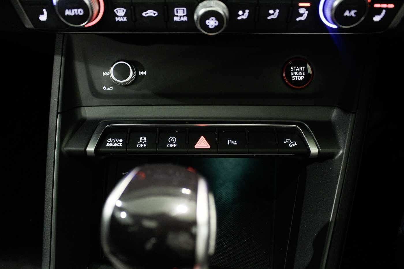 Used Audi RS Q3 2023 for sale - 76837603: Photo 26