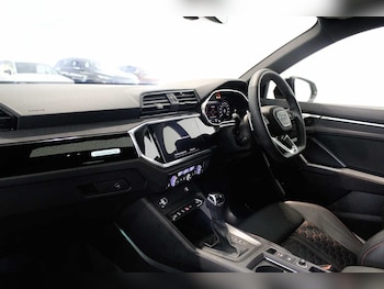 Used Audi RS Q3 2023 for sale - 76837603: Photo