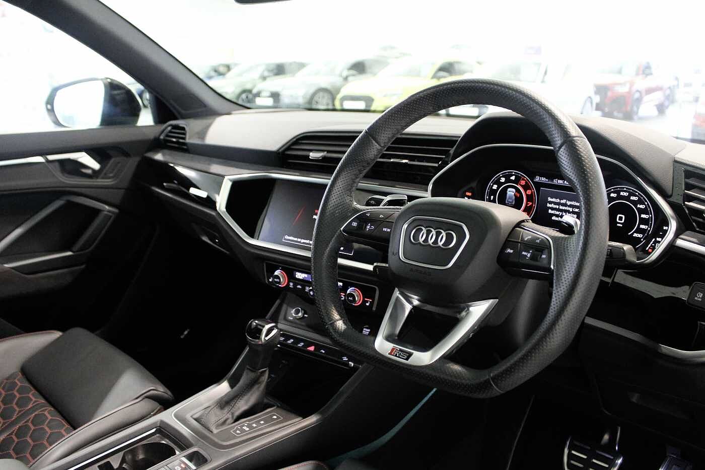 Used Audi RS Q3 2023 for sale - 76837603: Photo 6
