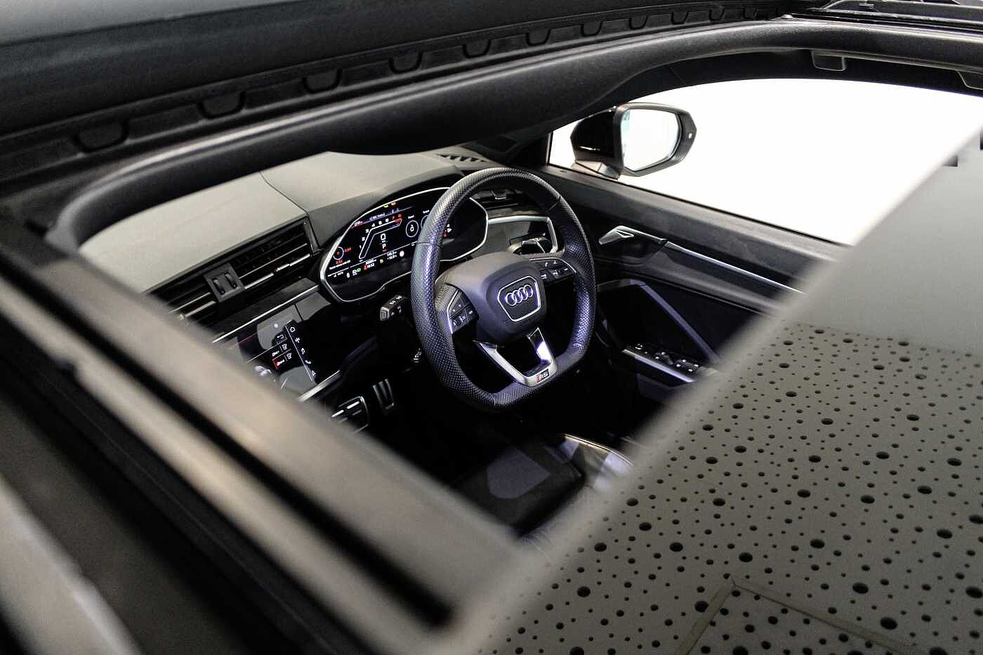 Used Audi RS Q3 2021 for sale - 76168375: Photo 28