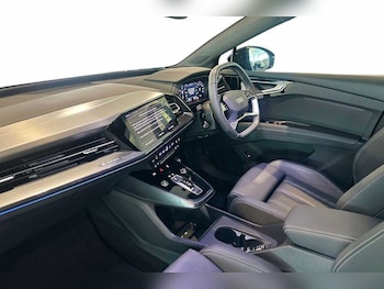 Used Audi Q4 e-tron 2025 for sale - 79170552: Photo