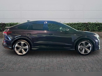 Used Audi Q4 e-tron 2025 for sale - 79170552: Photo
