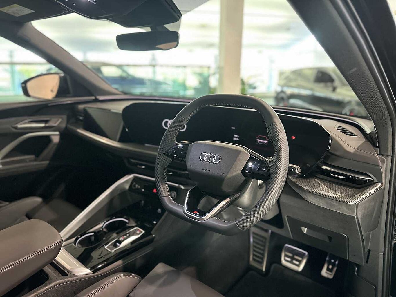 Used Audi Q5 2025 for sale - 76474469: Photo 2