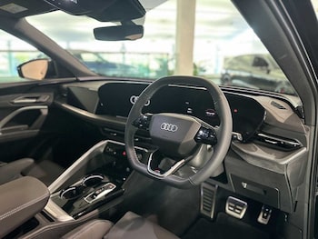 Used Audi Q5 2025 for sale - 76474469: Photo