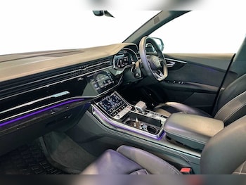 Used Audi Q8 2024 for sale - 79363328: Photo